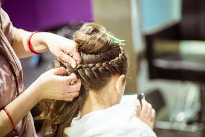 The Beauty Bar - Hair and beauty in Naxal, Kathmandu